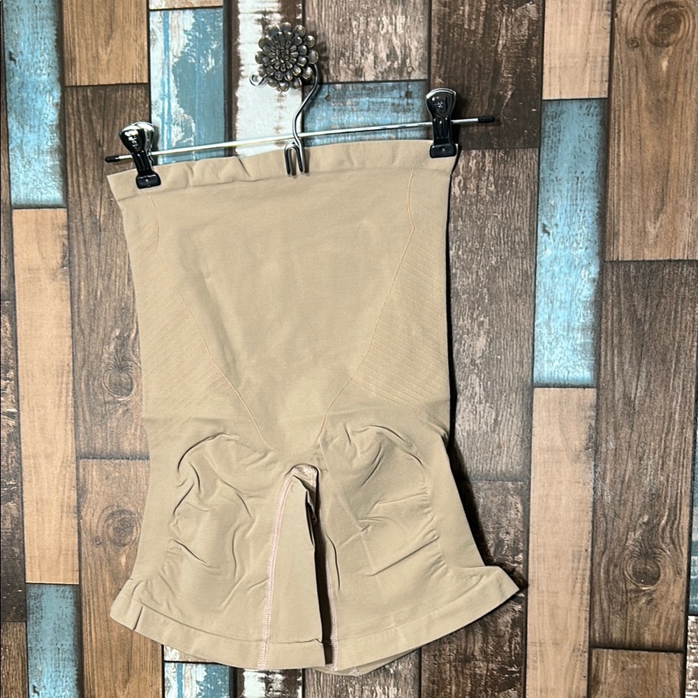 Beige Shape-wear underwear tummy control